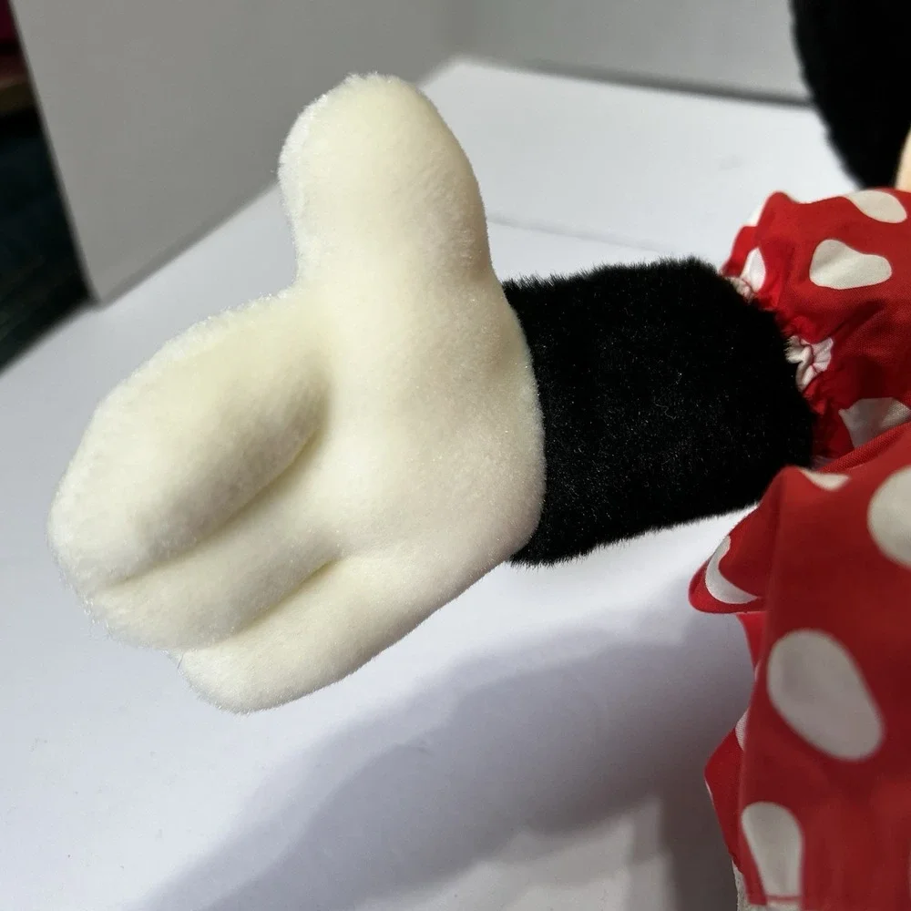 Vintage Walt Disney Sun and Star Minnie Mouse Stuffed‎ Toy Plush 24
